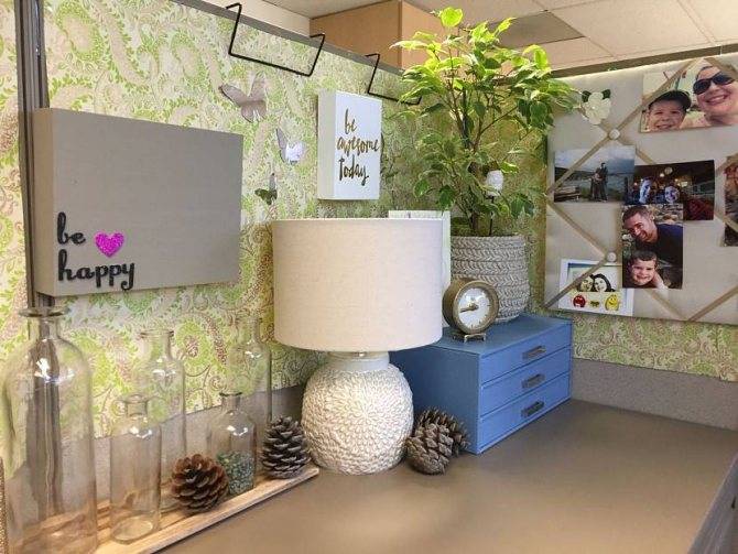 Как украсить свой рабочий стол, место в офисе: интерьер и декор
 - 23 фото