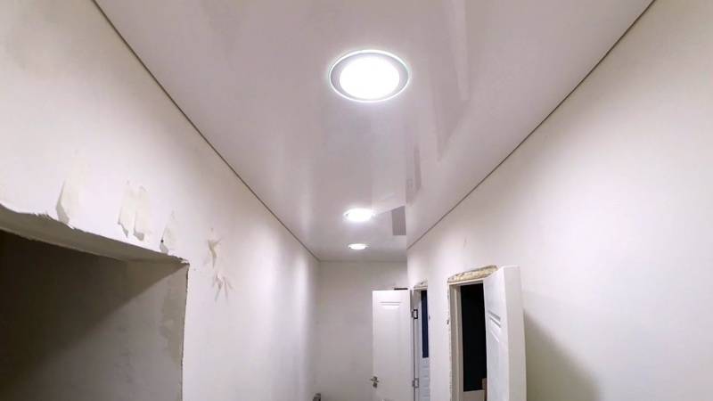 Точечные светильники в спальне - как расположить? 150 фото идей и схем освещения спальной комнаты светильниками