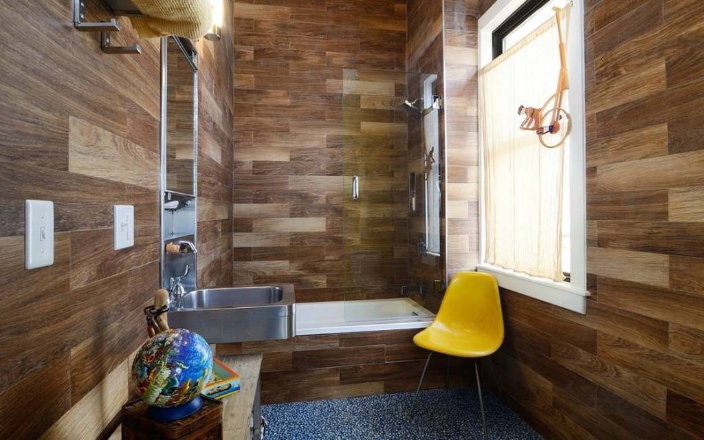 Дизайн ванной комнаты стеновым водостойким ламинатом