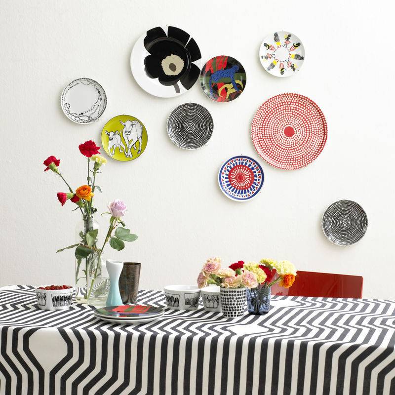 Украшаем стены декоративными тарелками +75 фото - «декор» » «дизайна интерьера»