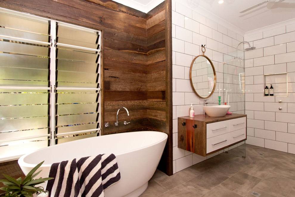 Белая ванная комната: интересные идеи оформления и дизайнерские фото примеры