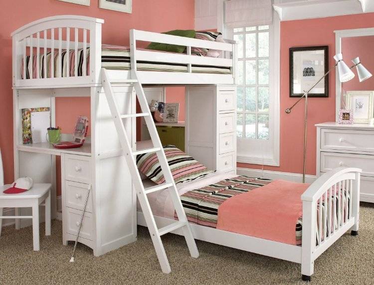Двухъярусная кровать для взрослых (56 фото): с двуспальным местом внизу для родителей, эскизы двухэтажных моделей со шторами