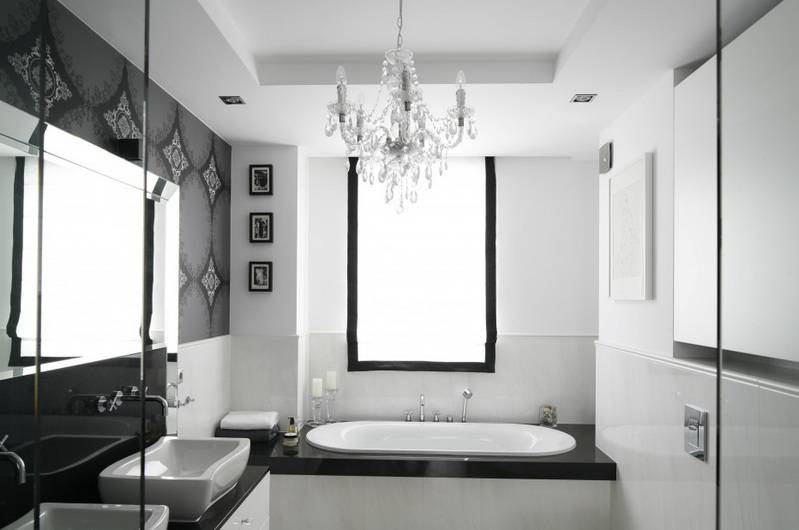 Расскажем об особенностях ванной комнаты в черно-белом стиле