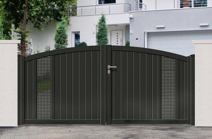Дачные ворота для частного дома: установка ворот с калиткой своими руками