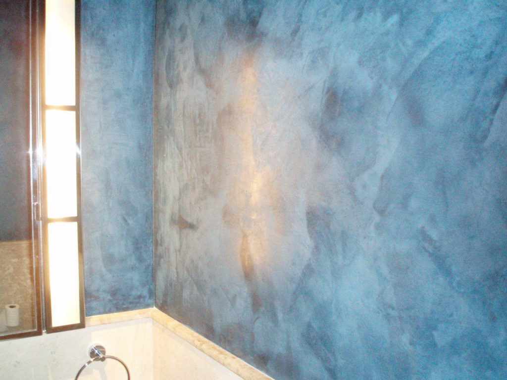 Декоративная штукатурка в ванной (61 фото): отделка стен комнаты декоративным влагостойким составом, венецианская штукатурка