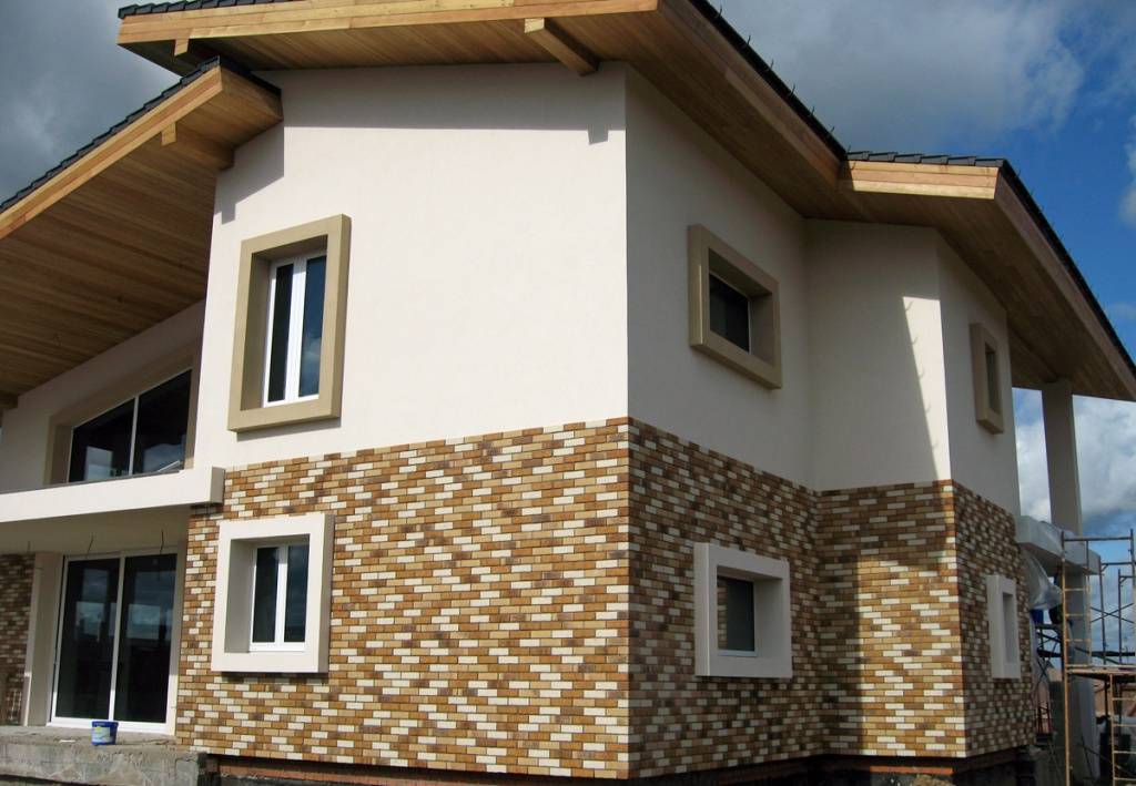 Топ-9 материалов для облицовки фасада дома: обзор, плюсы/минусы
