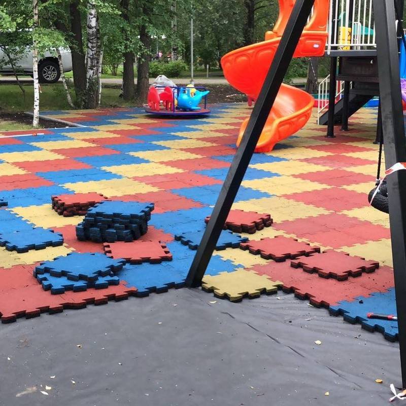 Покрытие для детских площадок из резиновой крошки ✅цены 2019