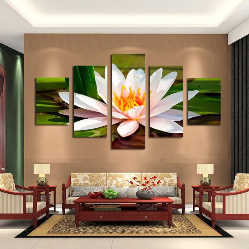 Картины в гостиной над диваном (55 фото): модульные и другие картины на диваном в интерьере зала. какую выбрать и повесить на стену над диваном?