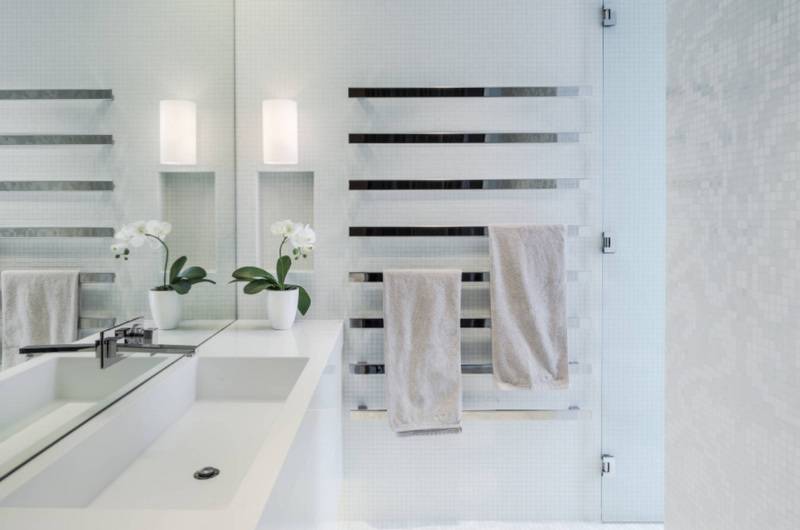 Какой водяной полотенцесушитель лучше для ванной: как выбрать правильно