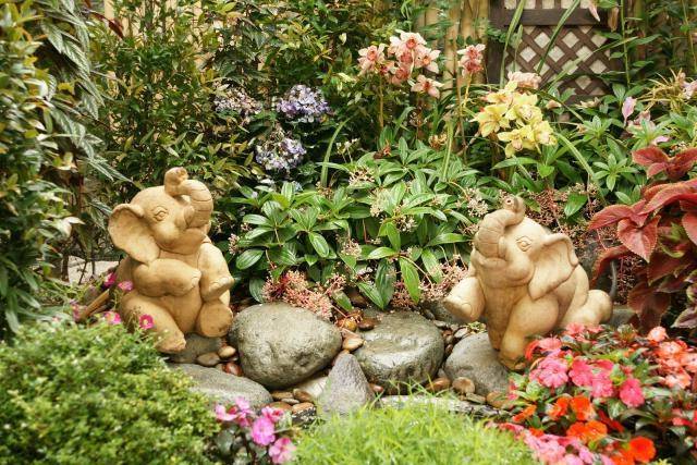 Садовые фигуры своими руками: стильные поделки для дома, сада, дачи и огорода (80 фото)