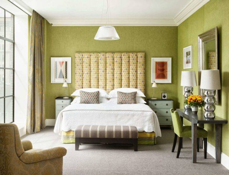 Спальня в фисташковом цвете (39 фото): выбор штор, обоев и текстиля в фисташковых тонах, варианты дизайна интерьера
