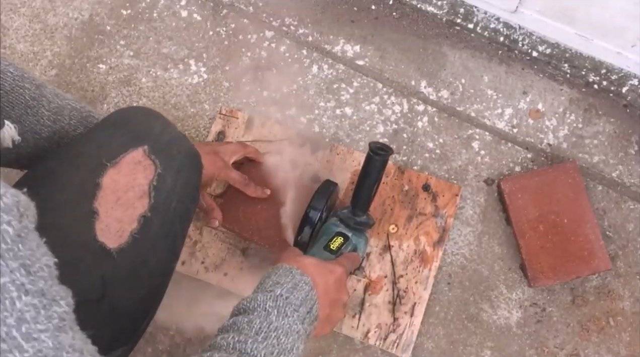 Болгарка по бетону: выбор инструмента для шлифовки. как пилить и резать бетон без пыли? особенности болгарок ушм