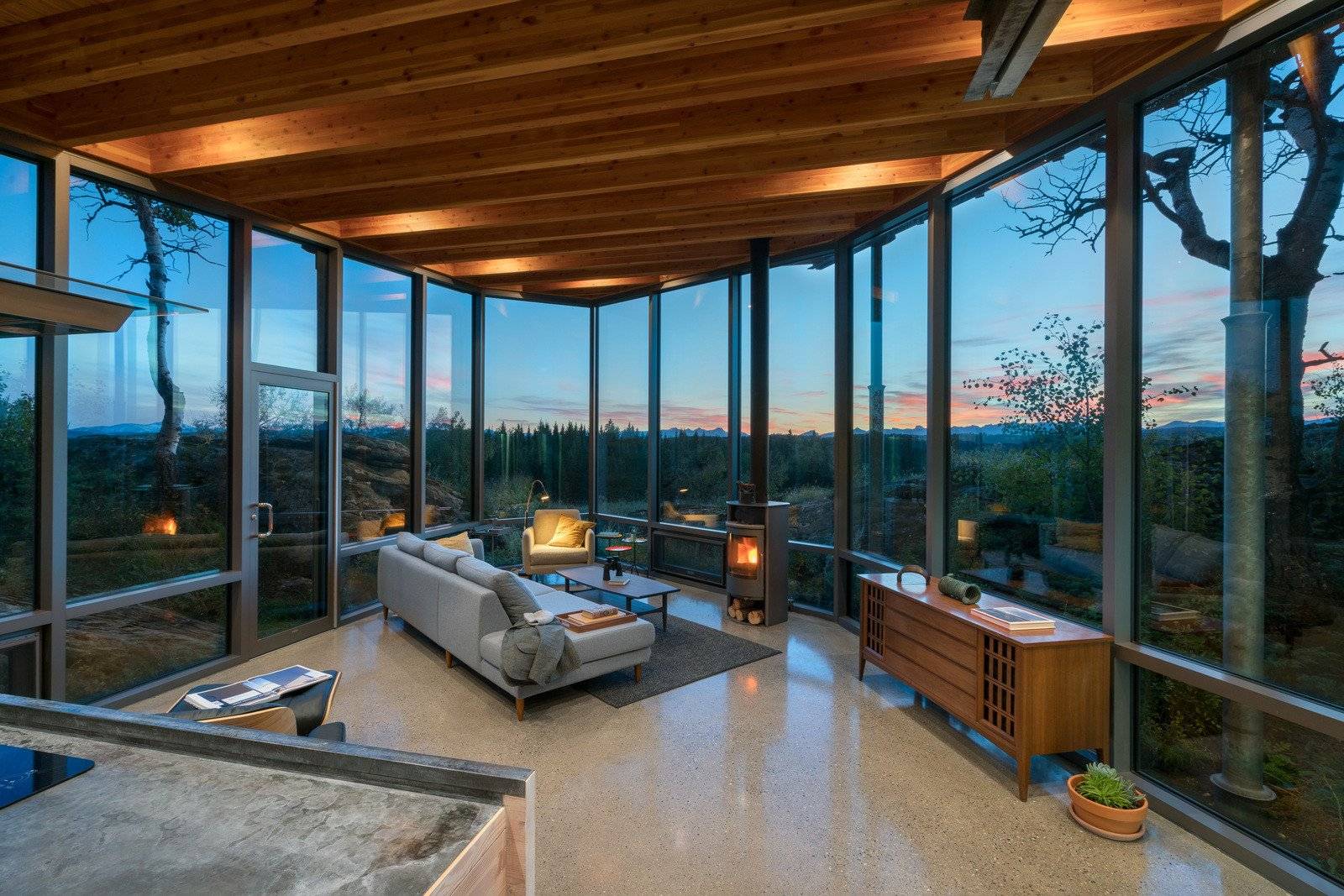 Красивый дом с панорамными окнами: фото и цена на проекты