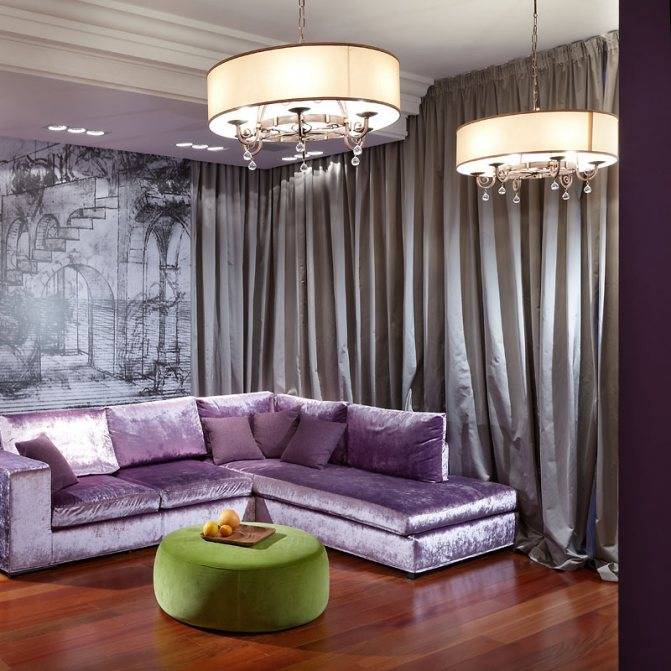 Фиолетовый диван в интерьере +75 фото примеров