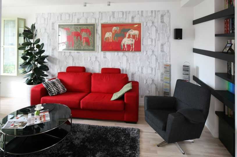 Серый диван — строгий дизайн и идеи его сочетания с интерьером на фото!