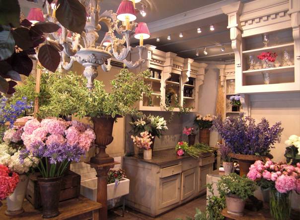 Декор цветочного магазина своими руками