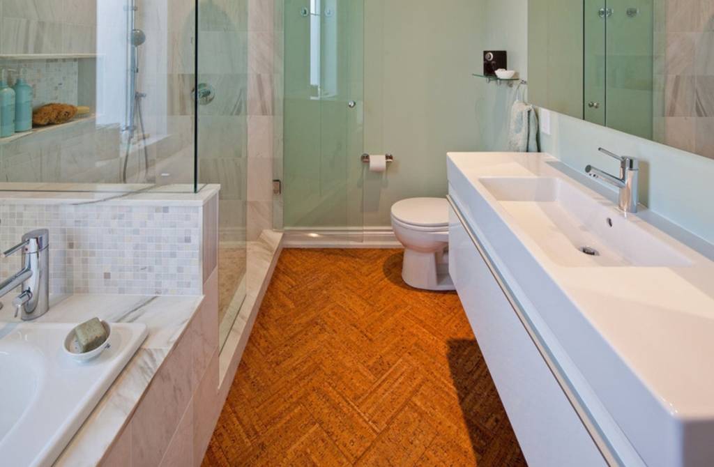 Что положить на пол в ванной вместо плитки? эти предложения вам понравятся! (40 фото) | дизайн и интерьер ванной комнаты