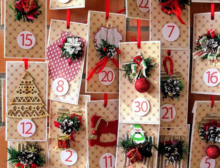 Подарки на новый год своими руками (87 фото): идеи оригинальных самодельных новогодних сувениров. какие интересные и креативные подарки можно сделать?