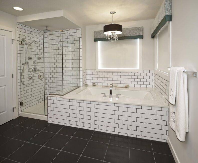 Черно-белая плитка в ванной – более 80 примеров красивых дизайнов