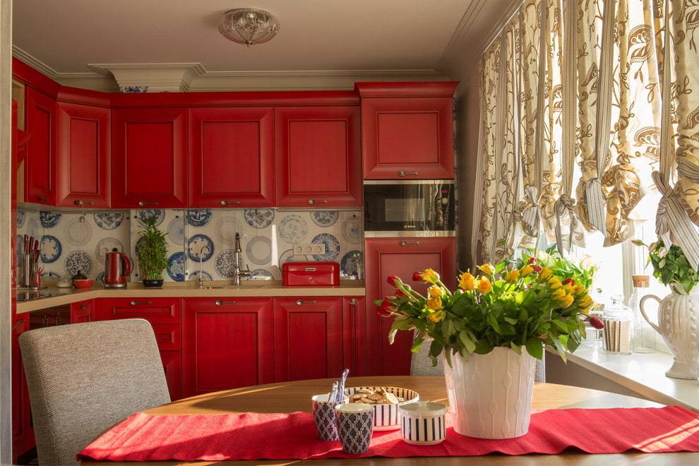 Кухня в красном цвете: идеи и секреты правильного дизайна  (60 фото)