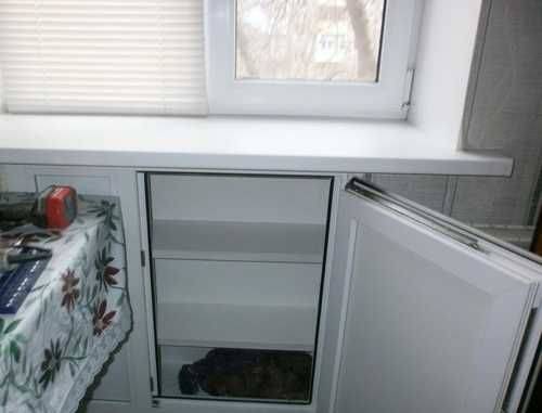 Как заложить хрущевский холодильник кирпичом. как утеплить зимний холодильник под окном своими руками. способы переоборудования холодильника