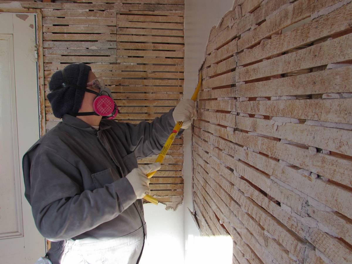 Штукатурка по дереву — изделие для отделки деревянных стен внутри дома, материал для внутренних работ, чем лучше изнутри штукатурить стеновое покрытие