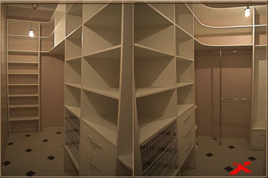 Гардеробная 2 кв. метра: реальные фото комнаты, дизайн, проекты из кладовки с размерами, в прихожей