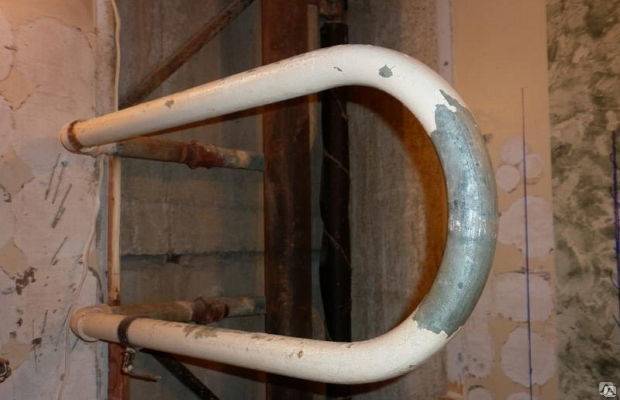 Все, что нужно знать о подключении полотенцесушителя к горячей воде