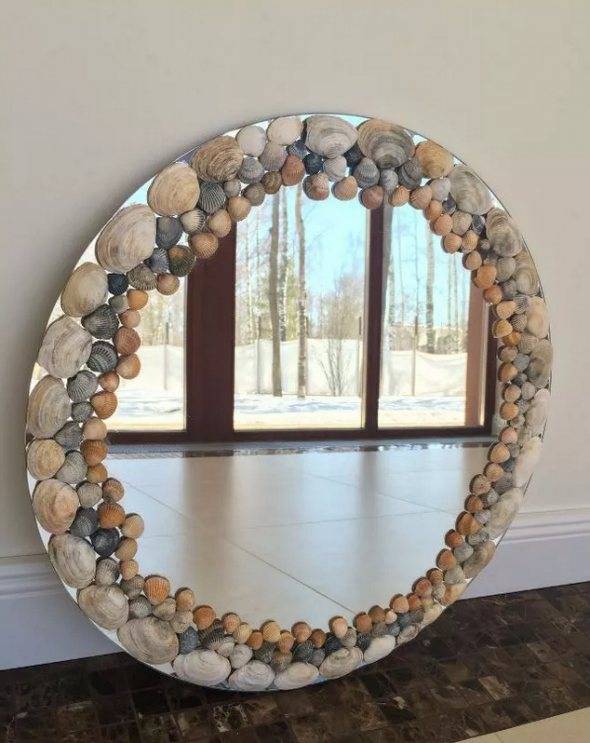 100 потрясающих идей: декор зеркала своими руками на фото