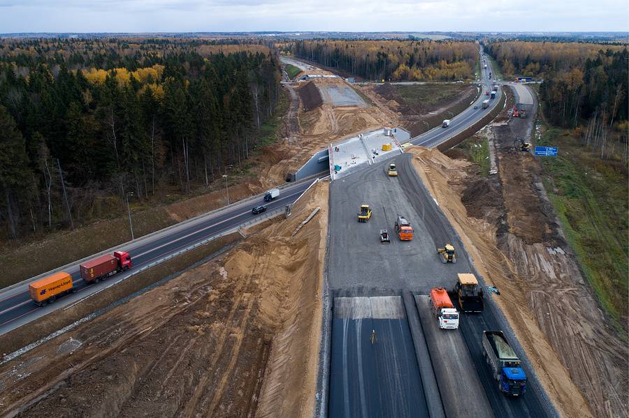 В россии построят 15 тысяч километров платных дорог