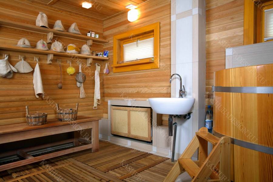 Дизайн бани, предбанника и душевой: интерьер помывочной, оформление в современном русском стиле – 30 фото