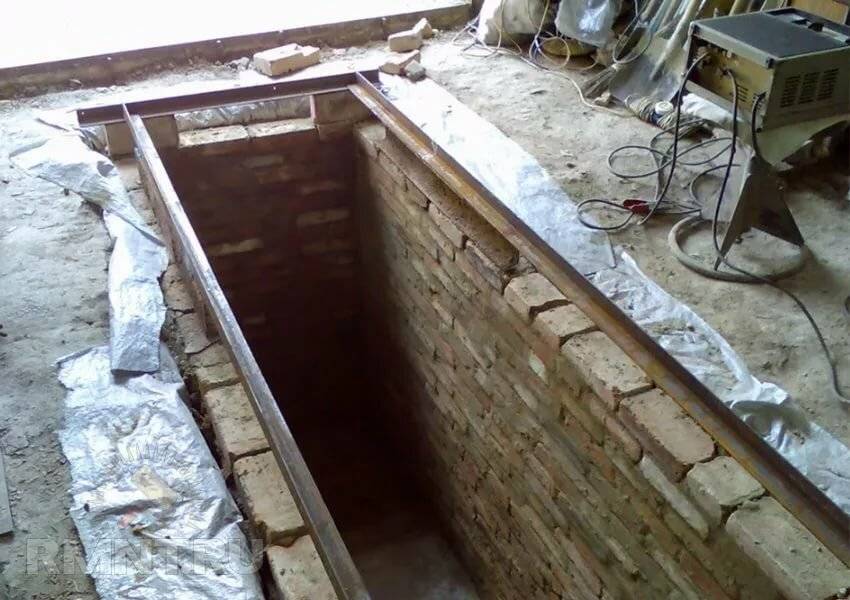 Строительство смотровой ямы в гараже своими руками