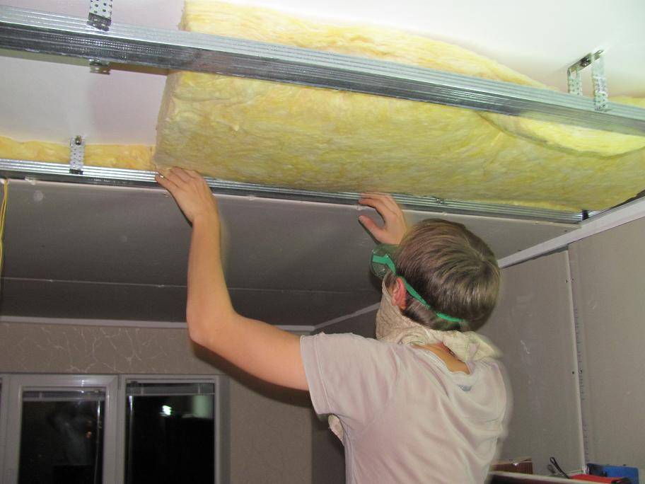 Как утеплить потолок со стороны чердака в частном доме: схема утепления, минватой, пенопластом, пеноплексом, опилками, керамзитом, пошаговая инструкция