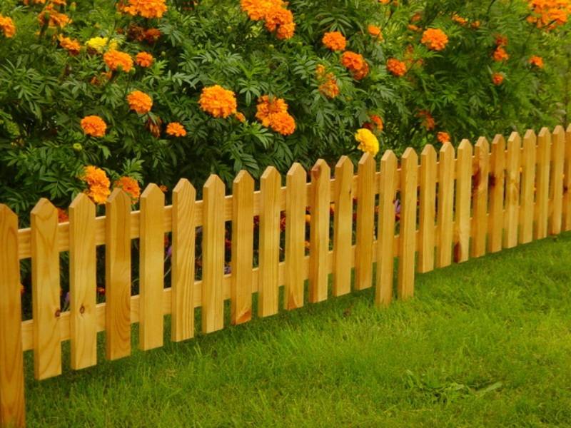Декоративный забор для дома и дачи: оптимальные идеи и советы по их реализации (85 фото)