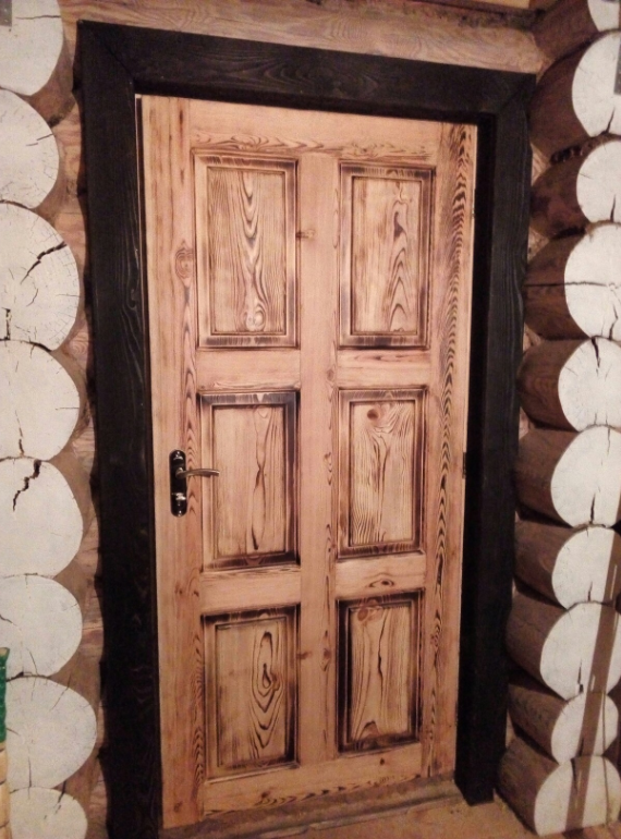 Двери, замки и безопасность.   стоит ли ставить деревянные входные двери в квартиру?