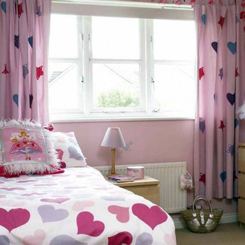 Розовые шторы в интерьере: удачные комбинации и дизайн