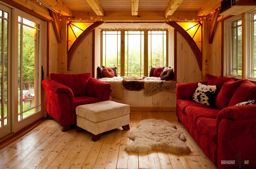 Дизайн деревенского дома внутри своими руками (62 фото): оформление интерьера дачи, декор зала в деревянном доме