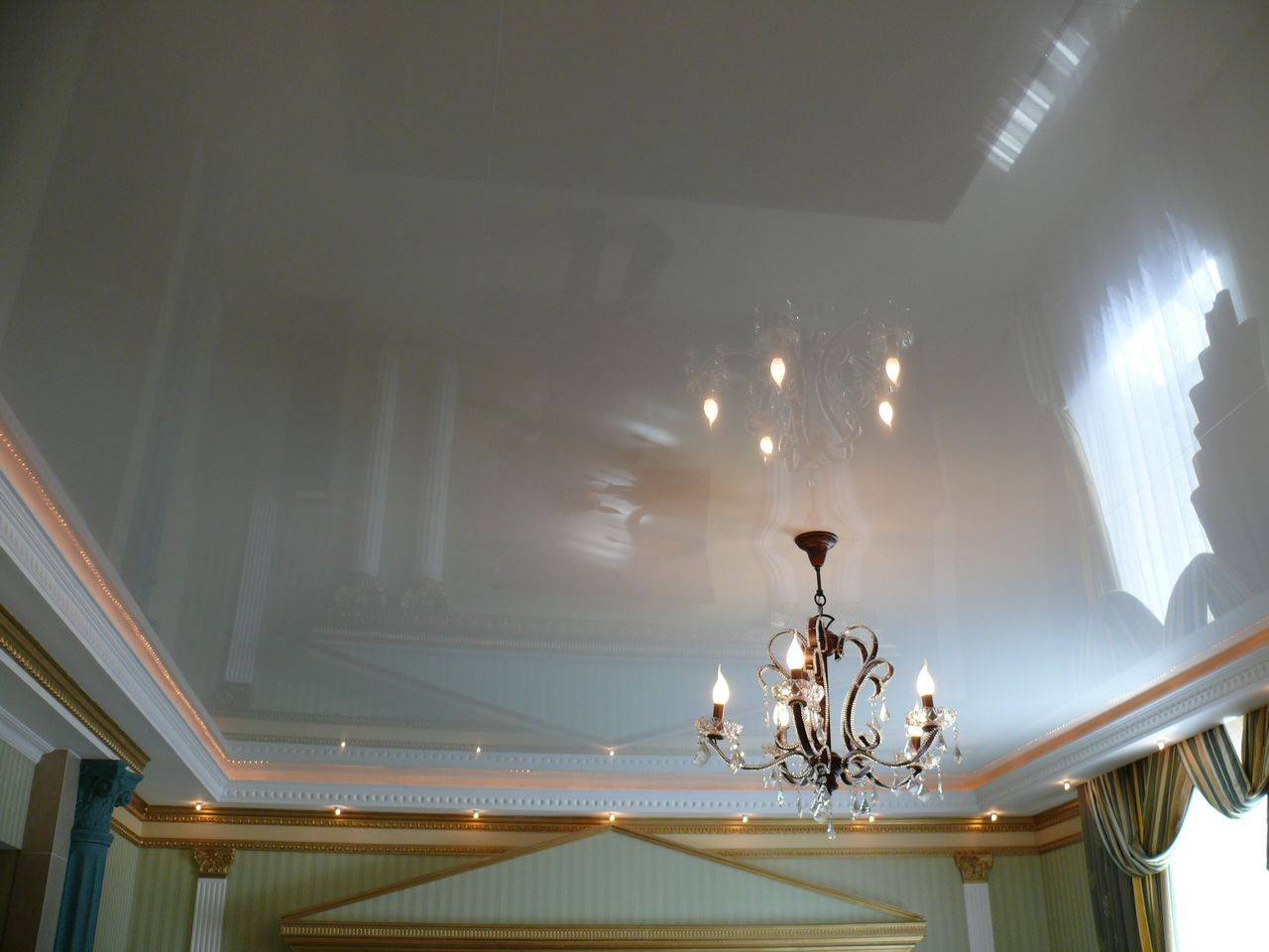 Отличие матового потолка от сатинового - что лучше, фото, глянцевый или сатиновый потолок