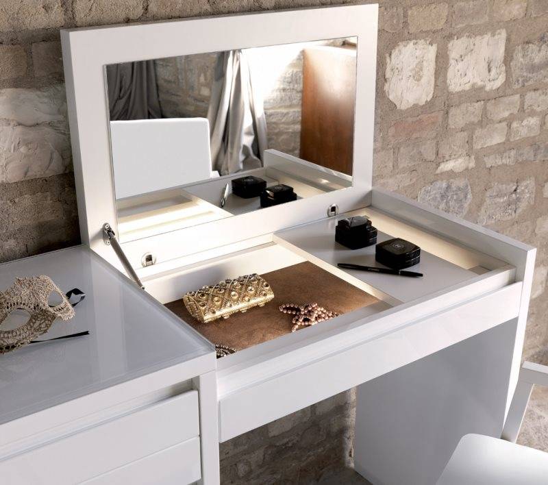 Туалетный столик — размеры, разновидности, применение в дизайне комнат от прихожей до спальни