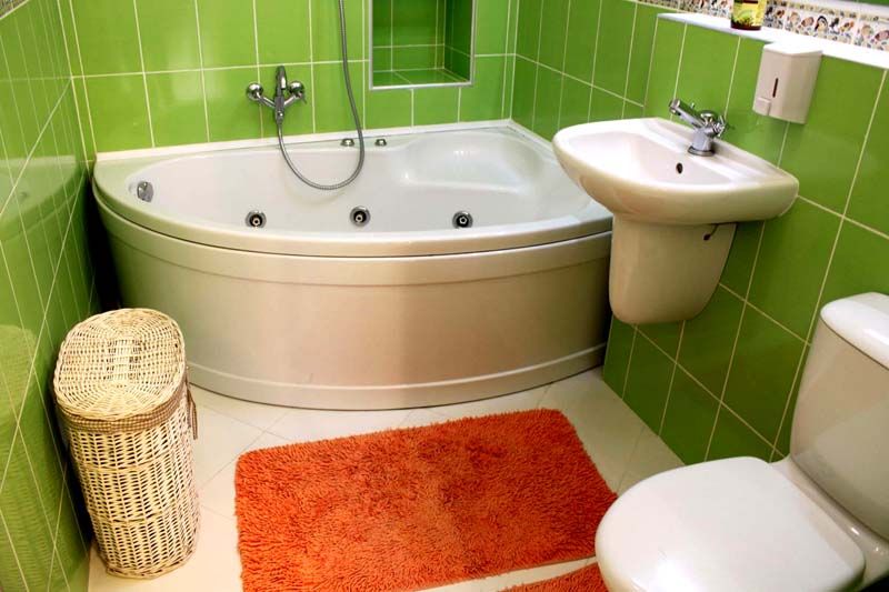 Фото ремонта ванной комнаты малых размеров − объединяем стиль и функциональность