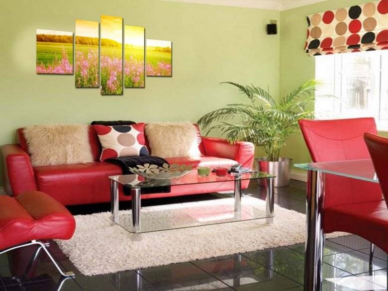 Особенности красных диванов, удачные цветовые сочетания в интерьере