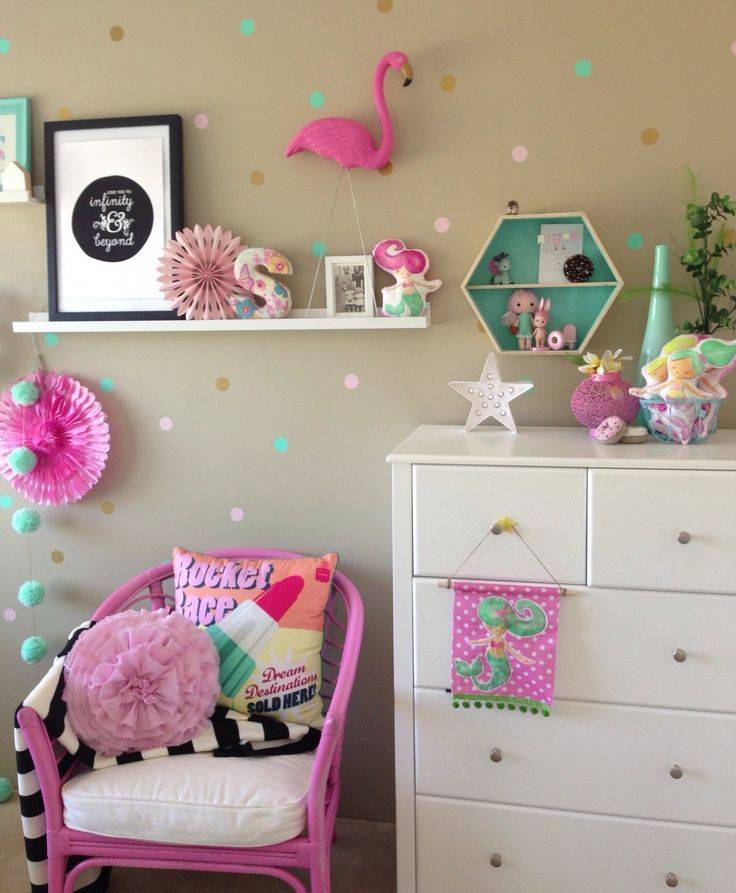 Как украсить комнату на день рождения - фото примеры украшения своими руками