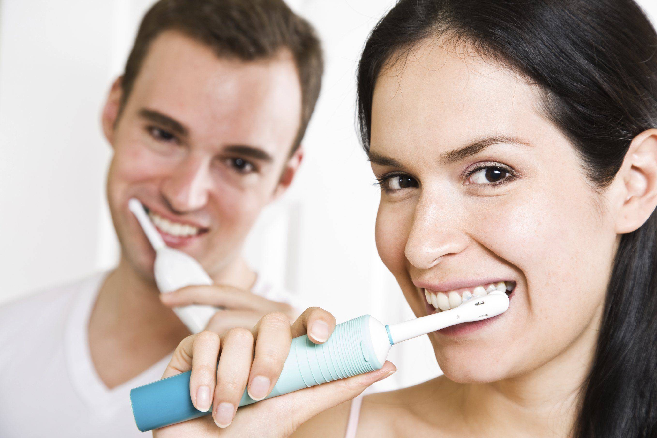 Уход за зубными протезами: советы и рекомендации | центр стоматологии «виртуоз»