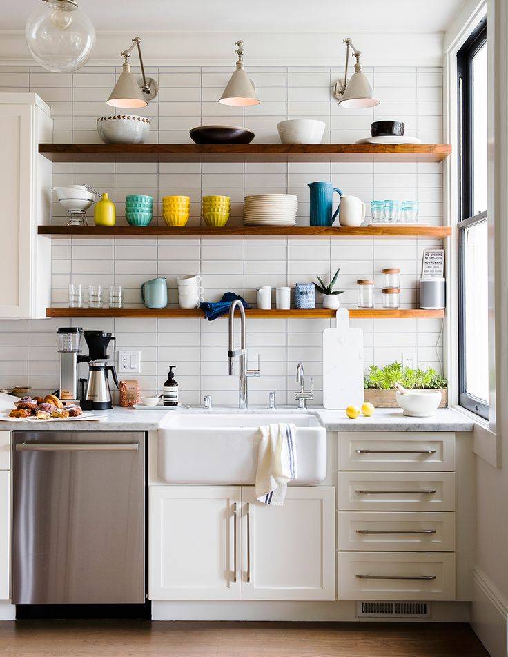 Кухня без верхних шкафов: 7 нюансов дизайна в 126 фото