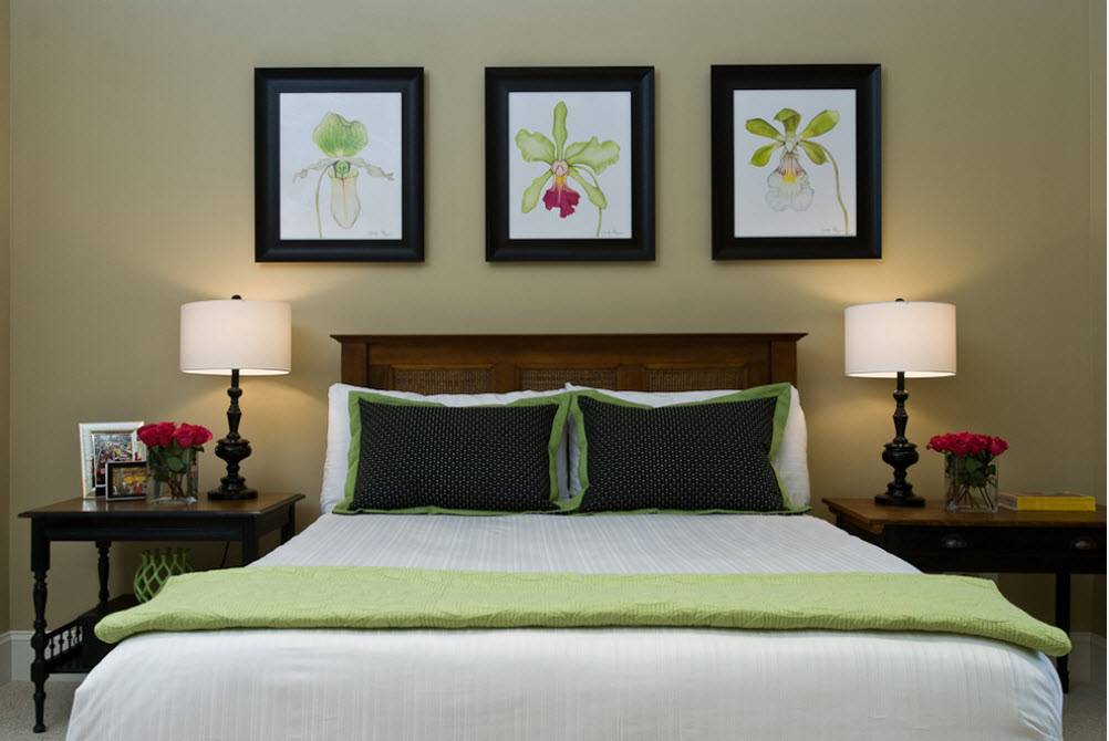 Стена у изголовья кровати в спальне: дизайн и оформления в 75 фото