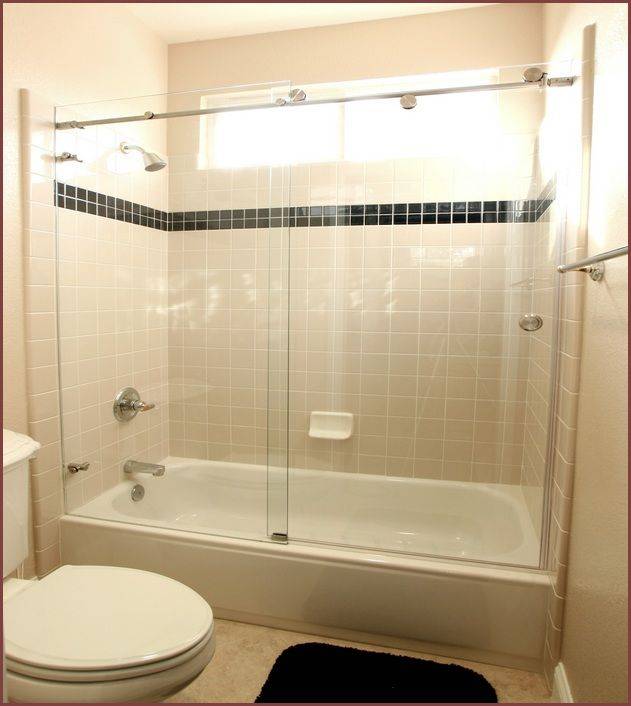 Использование раздвижной ширмы в интерьере ванной комнаты