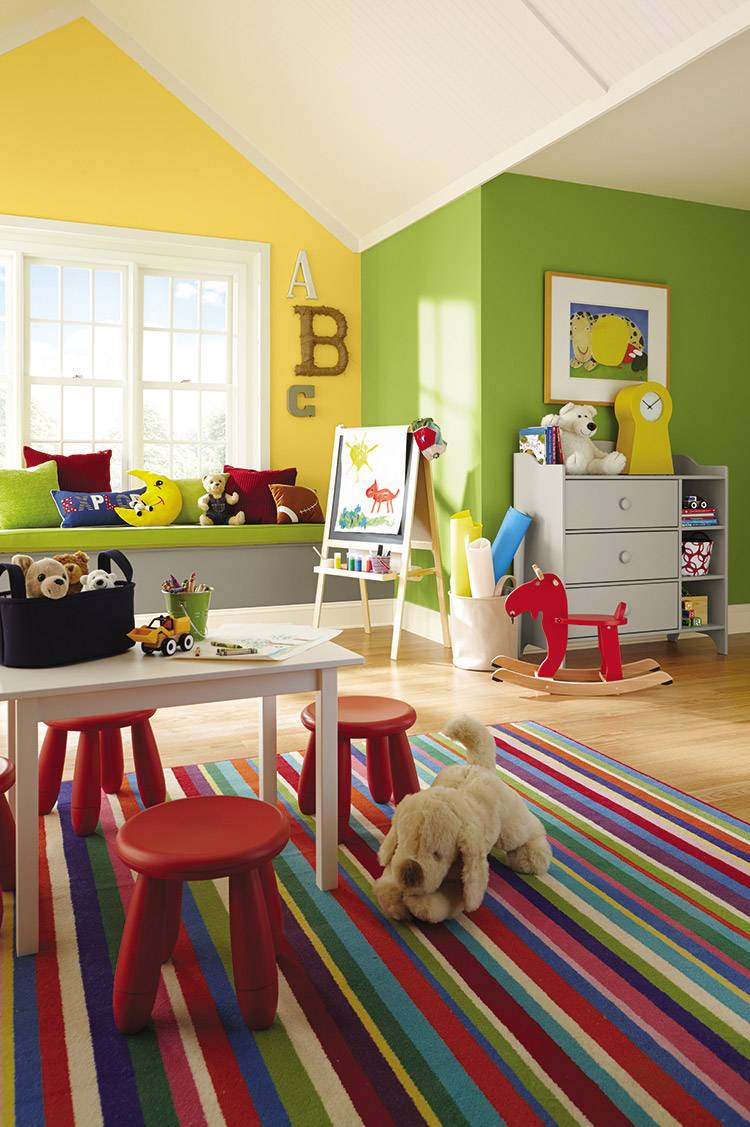 Красивые варианты покраски стен в детских комнатах