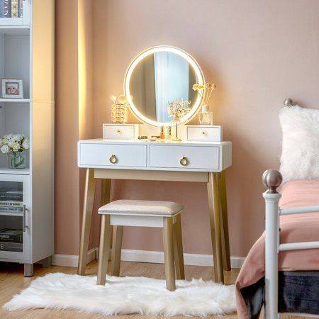 Туалетный столик с зеркалом: удобная, модная и красивая мебель для дома