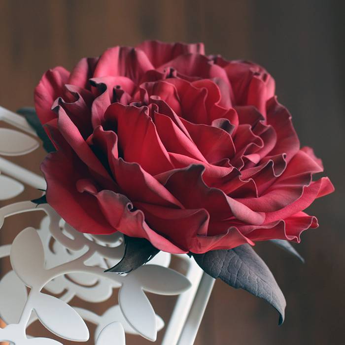 Маленькие розы из фоамирана: как их сделать по шаблонам из кружков? пошаговый мастер-класс по созданию розы своими руками. красивые работы цветов из фоамирана