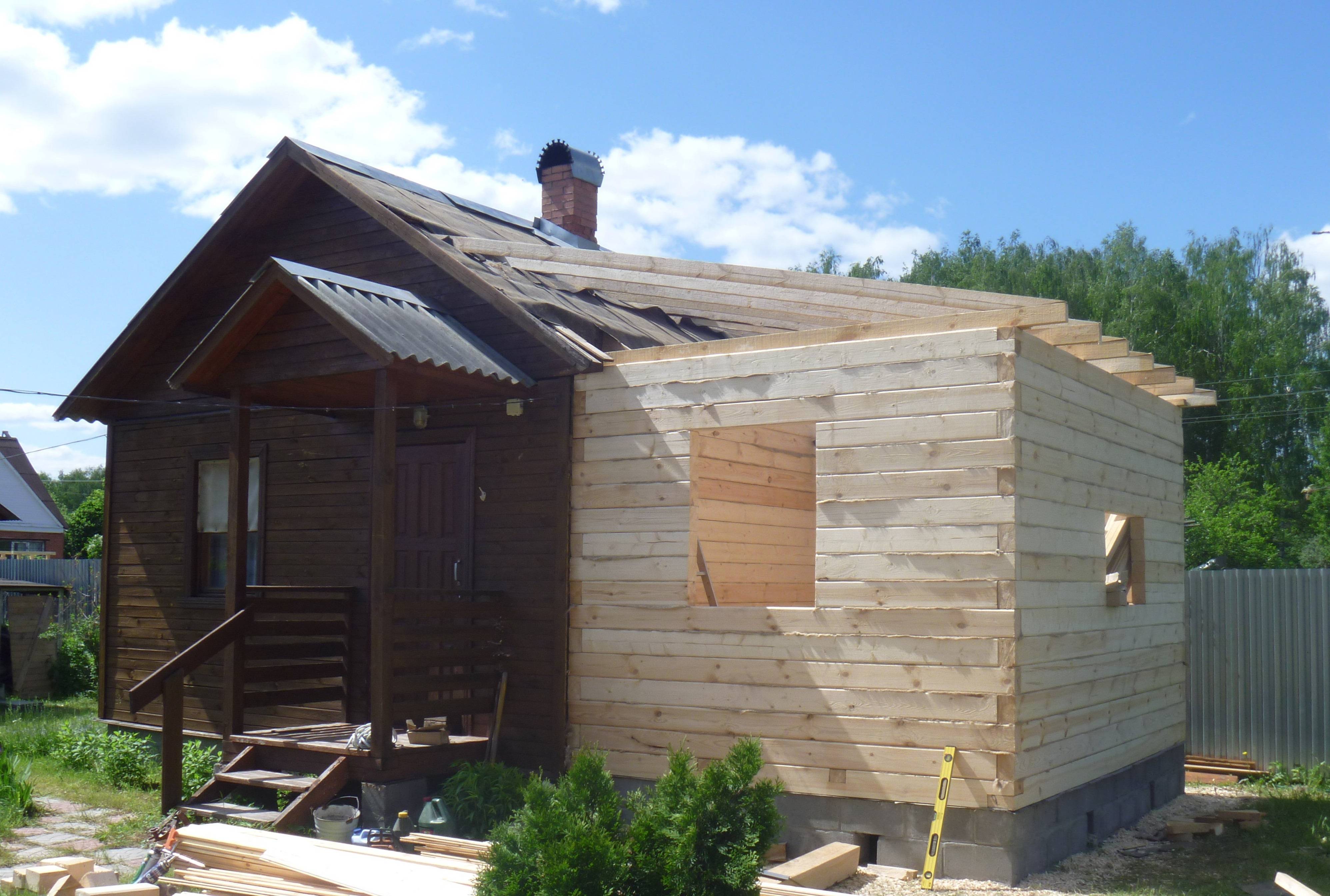 Пристройка к деревянному дому: проекты, примеры, фото